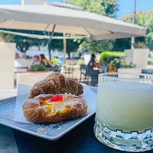 3* Alojamento de Acomodação e Pequeno-almoço Leone & Restaurant